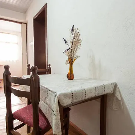 Apartment Angjeleski *